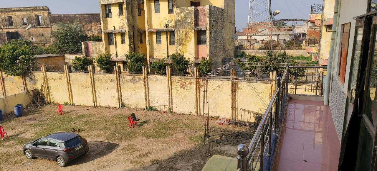 Hotel Shri Ram Bhavan Ayodhya エクステリア 写真