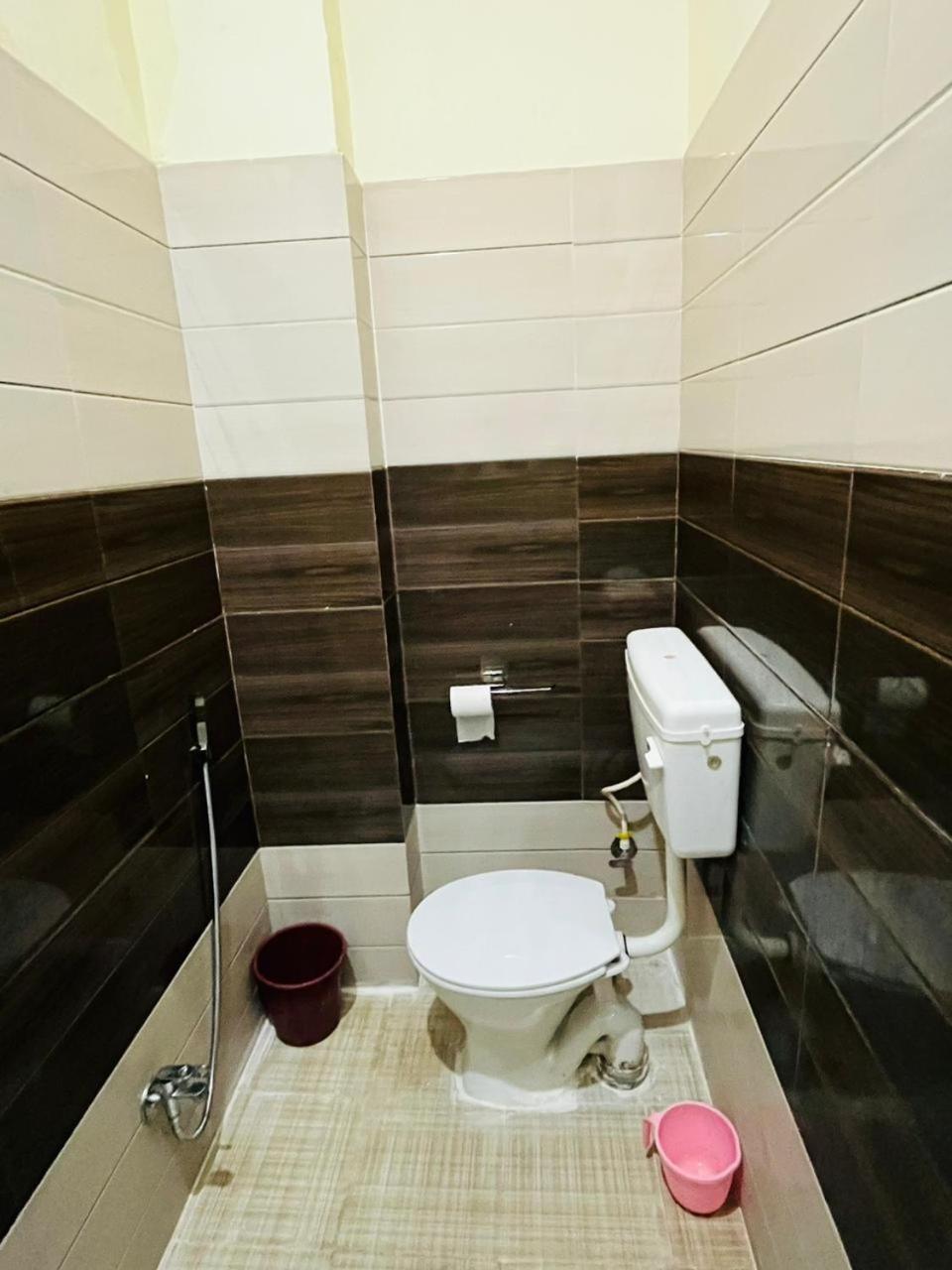 Hotel Shri Ram Bhavan Ayodhya エクステリア 写真